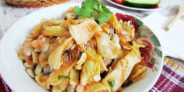 стручковая фасоль, тушеная с овощами