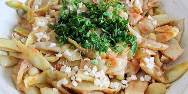 стручковая фасоль, тушеная с овощами