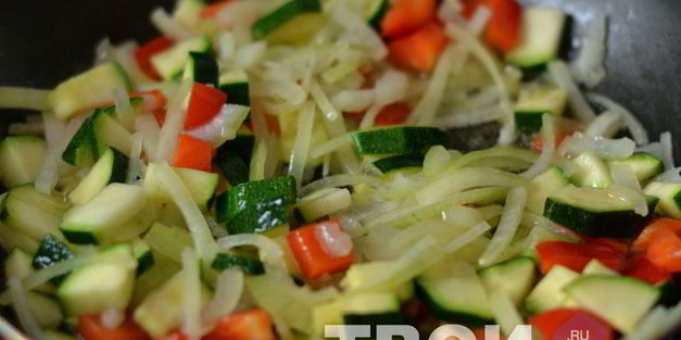 тушеная фасоль с овощами