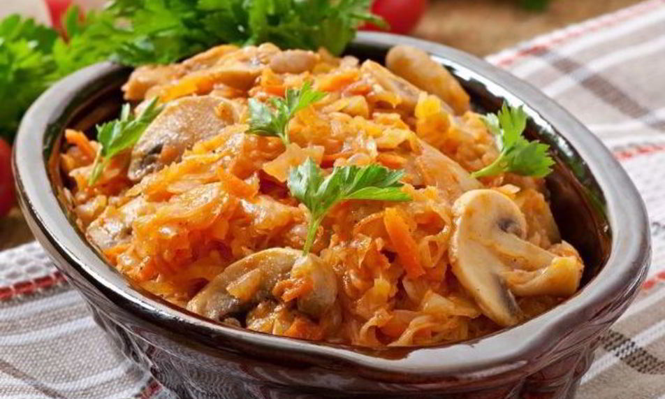 Рецепт тушеная капуста с грибами и картошкой