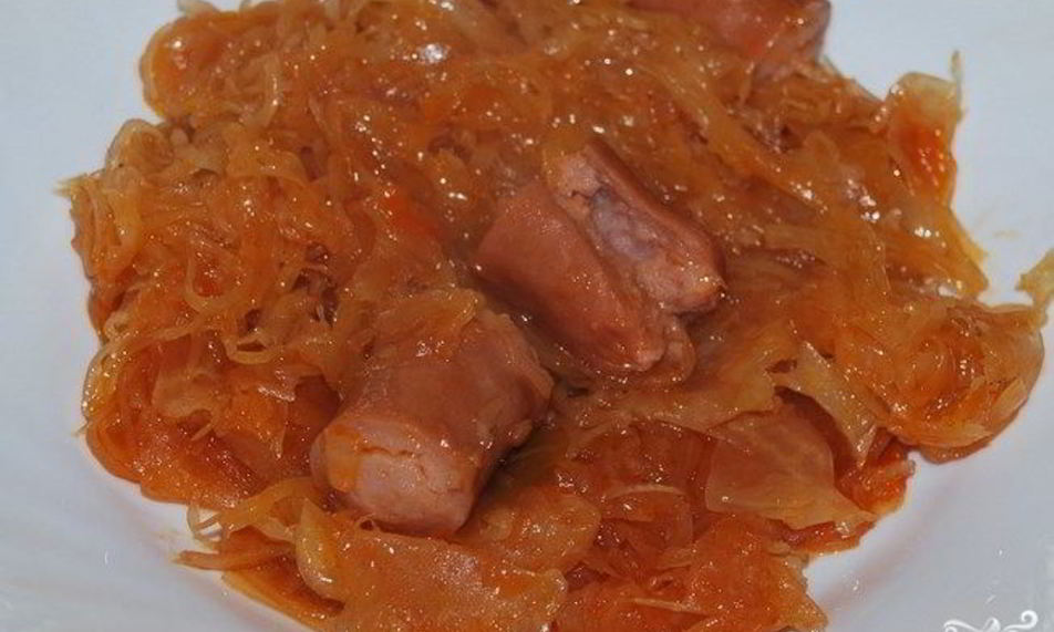 Рецепт тушеная капуста с сосиской в мультиварке