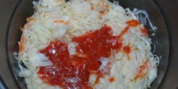 тушеная капуста с сосиской в мультиварке