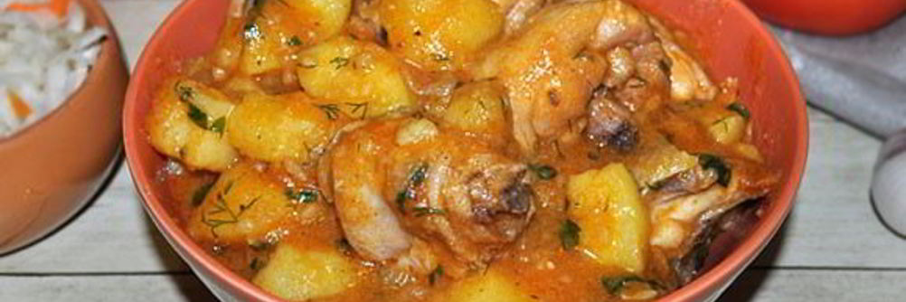 Тушеный картофель с курицей
