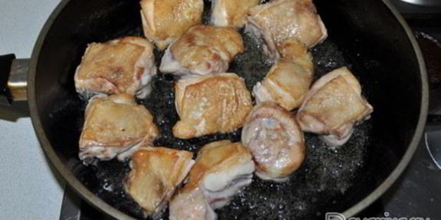 тушеный картофель с курицей