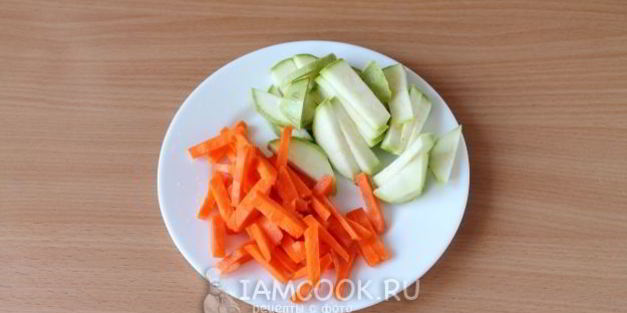 удон со стручковой фасолью по-японски