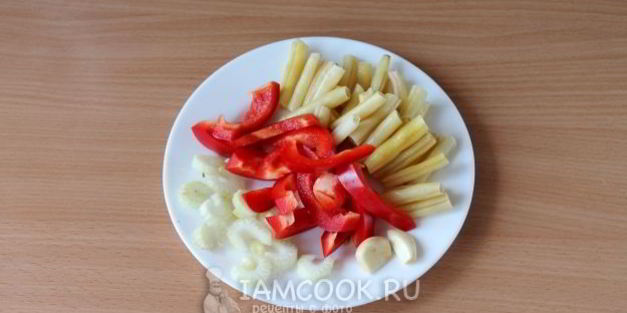 удон со стручковой фасолью по-японски