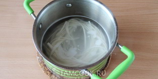 удон со стручковой фасолью по-японски