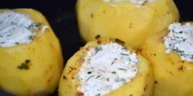 запеченный картофель в мультиварке