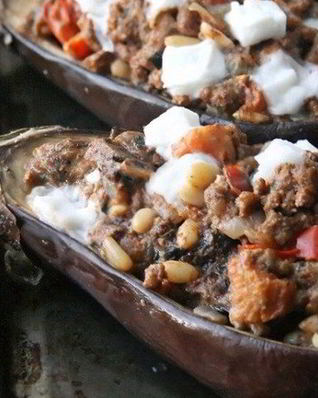 Запеченные баклажаны со сливками и сыром