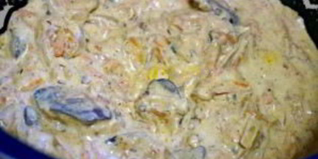 куриная печень в сметанном соусе