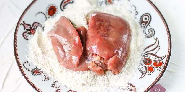 куриная печень, жареная с луком