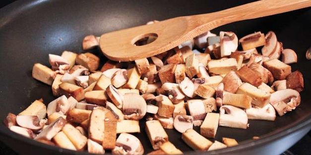 овощная паэлья с грибами