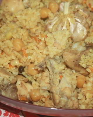 Пилав из курятины с булгуром и нутом