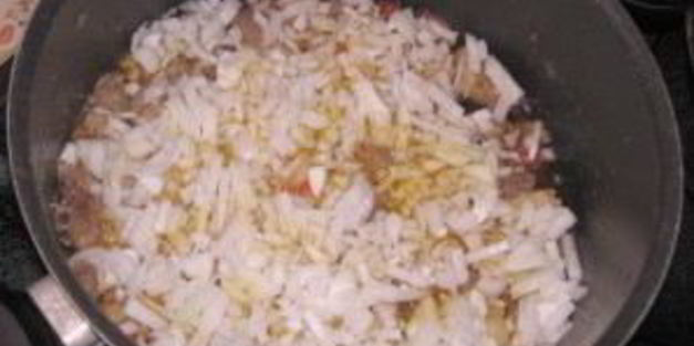 плов из баранины с помидорами