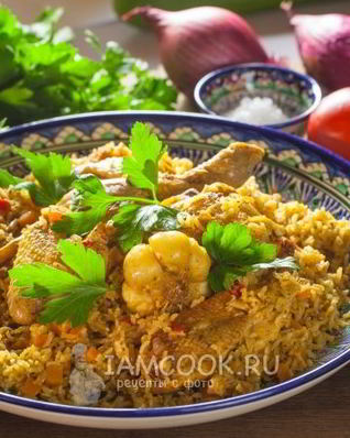 Плов из бурого риса с курицей