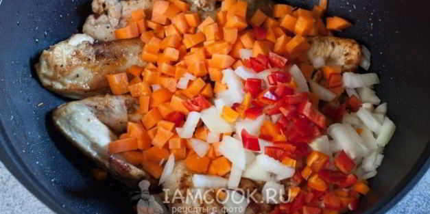 плов из бурого риса с курицей