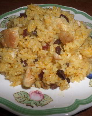 Плов из индейки с изюмом