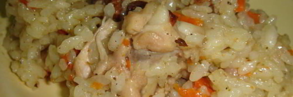 Плов из курицы с изюмом