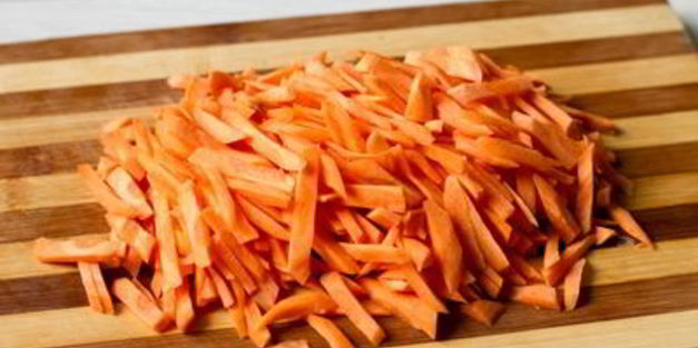 плов из курицы с нутом и изюмом