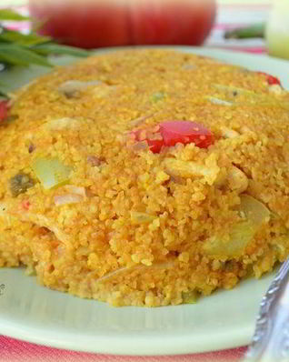 Плов из кус-куса и куриного филе в восточном стиле