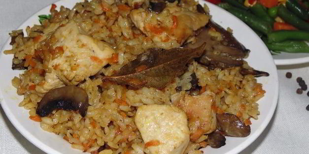 плов с грибами и курицей в мультиварке