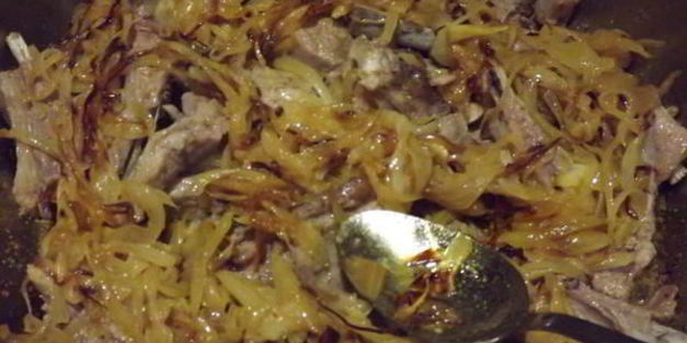 плов с курагой и изюмом