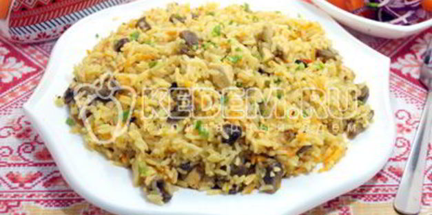 плов с курицей и грибами