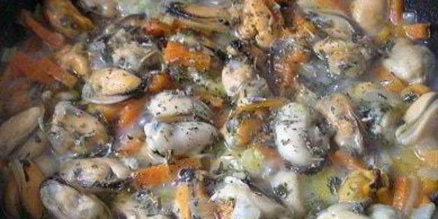 плов с мидиями и шалфеем