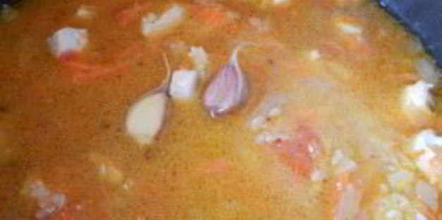 плов с помидорами и курицей