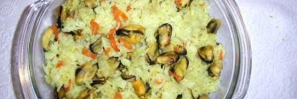 Плов с рыбой и мидиями