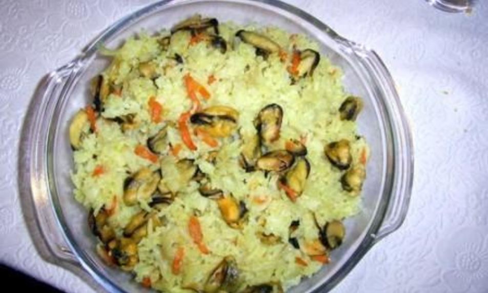 Рецепт плов с рыбой и мидиями