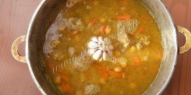 плов со свининой и нутом