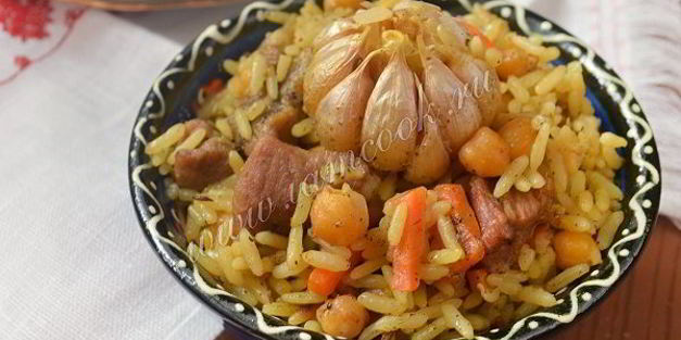 плов со свининой и нутом