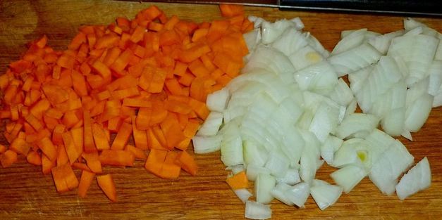 плов в кастрюле со свининой