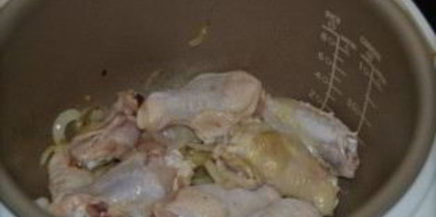 плов в мультиварке с крылышками