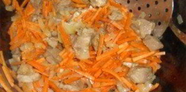 рассыпчатый плов из свинины