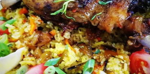 разобранный плов с бараниной