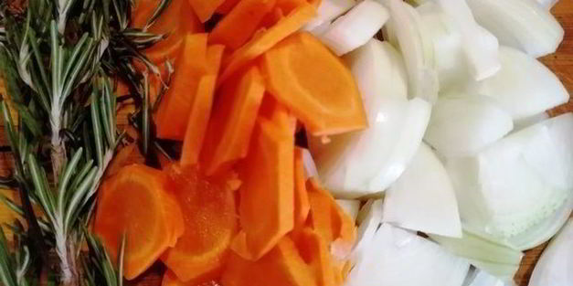 разобранный плов с бараниной