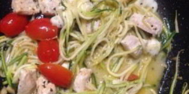 пп-паста из цукини с курицей и моцареллой