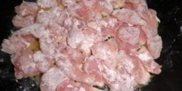 фрикасе из курицы со сметаной