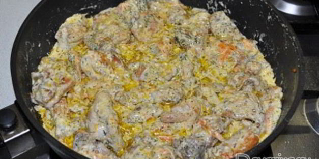фрикасе из курицы в сырном соусе