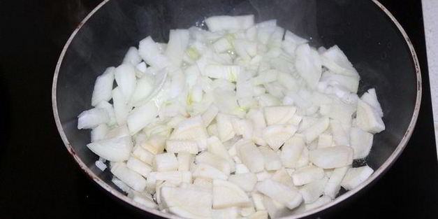 фрикасе из курицы в томате