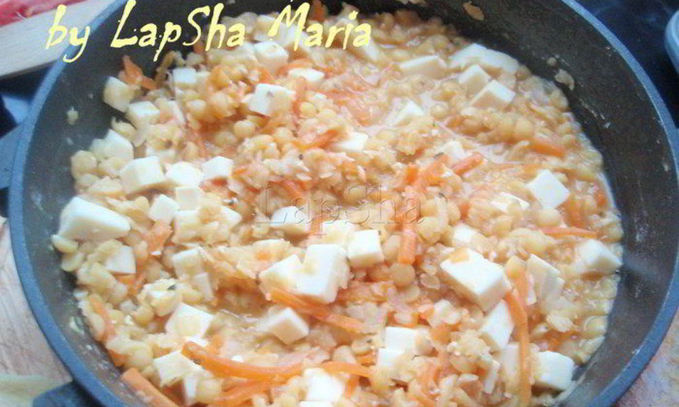 Рецепт гороховое рагу с копченым сыром без мяса