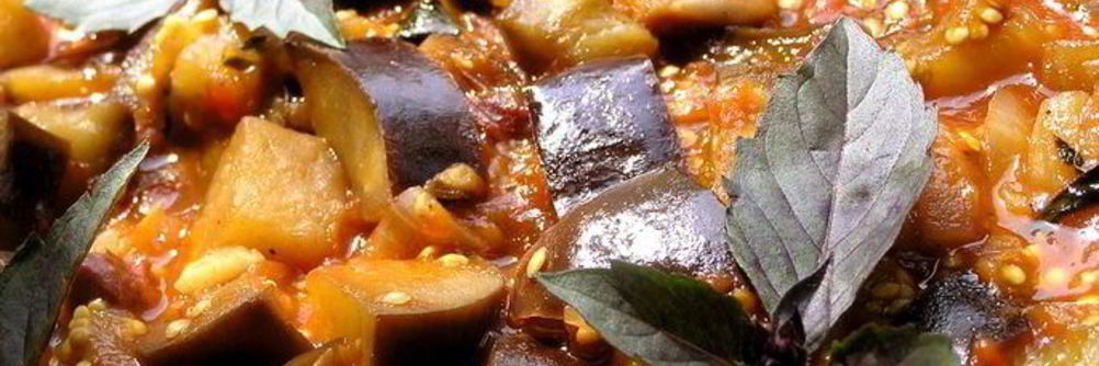 Капоната с базиликом