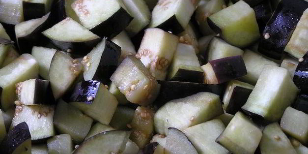 капоната с базиликом