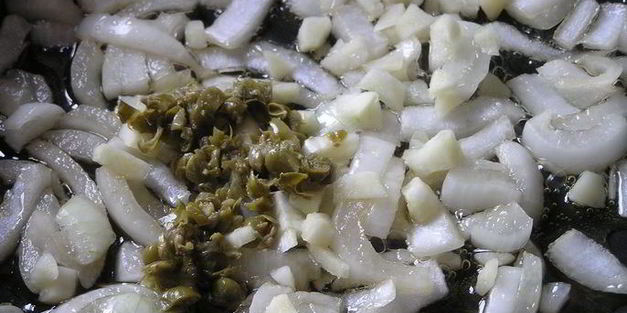 капоната с базиликом