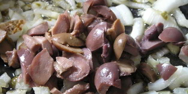 капоната с базиликом