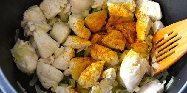 куриное рагу с тыквой и яблоками