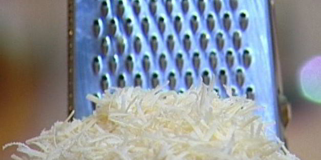 макароны с мясом и овощным рагу