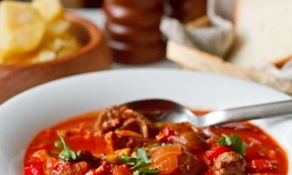 Рецепт мясное рагу из говядины со сладким перцем